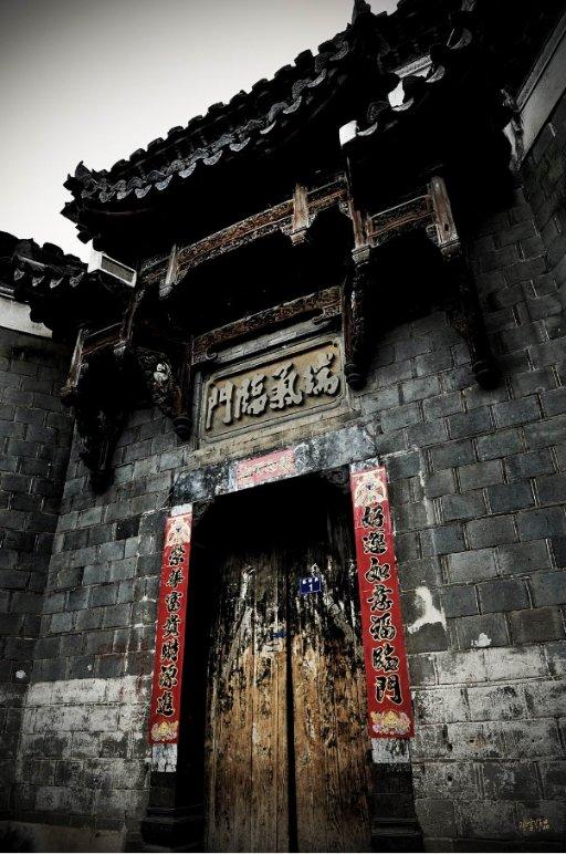 李佳航:“有意思”比“有意义”更重要